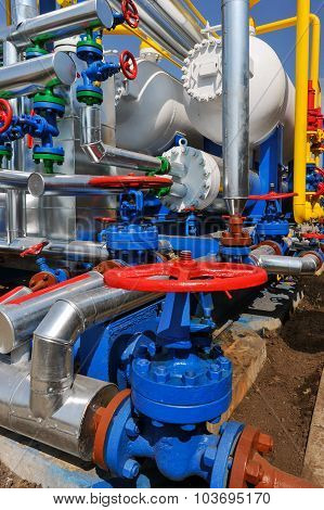 Handle gate valve with steel pipe