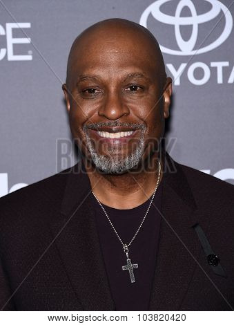 LOS ANGELES - SEP 26:  James Pickens Jr. arrives to the TGIT Premiere Red Carpet Event  on September 26, 2015 in Hollywood, CA.                