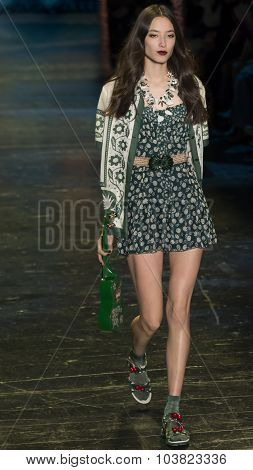 Anna Sui - Spring Summer 2016 Collection