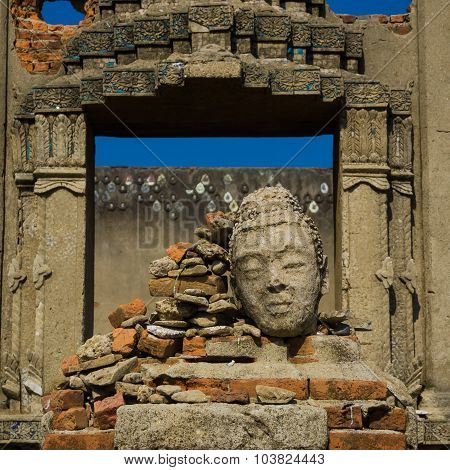 Head Of Buddha