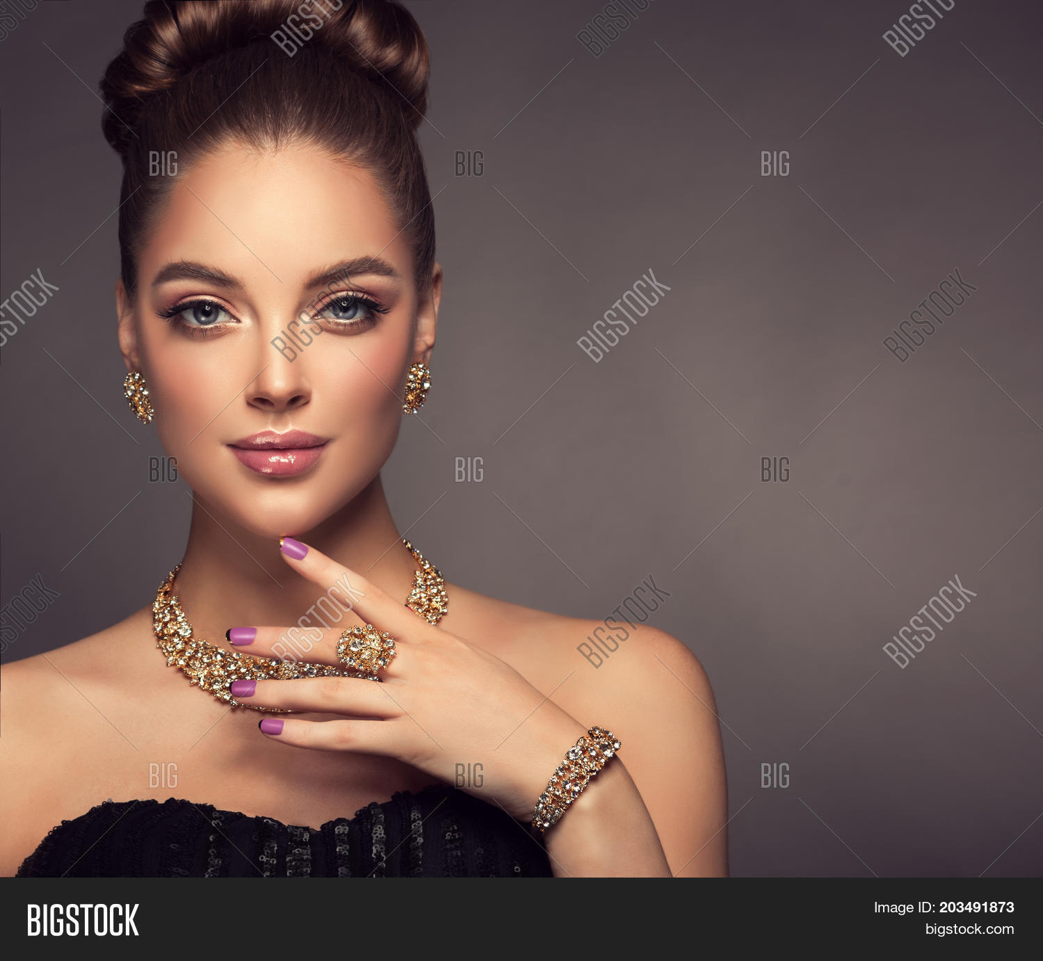 Beautiful Girl Jewelry Image & Photo (Free Trial) Bigstock