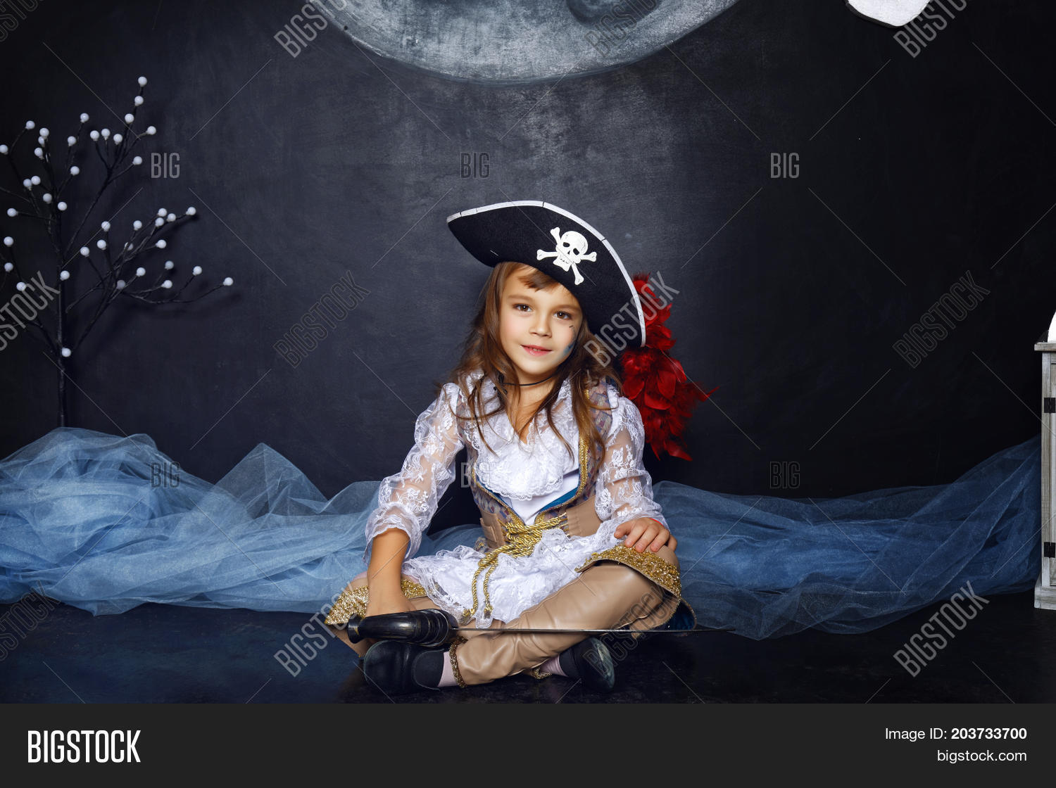 Little Girl Pirate Image & Photo (Free Trial) Bigstock