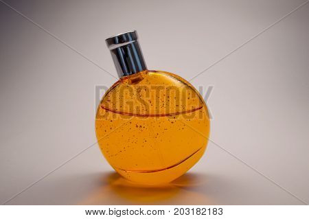 Oranje Beautiful fashion Perfume glass Bottle isolated