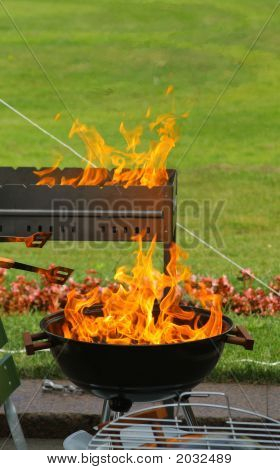 Barbecue e fiamme