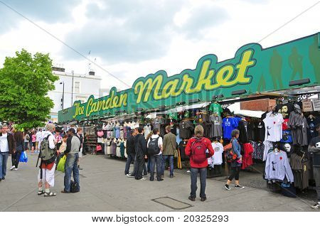 8. Mai: London, Vereinigtes Königreich: die Camden Market am Mai 8, 2011 in London, Vereinigtes Königreich. Es ist th