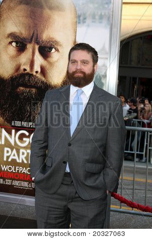 LOS ANGELES - 19 de mayo: Zach Galifianakis llegando en el estreno de 