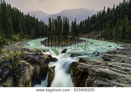 the Sunwapta Falls in Jasper National Park