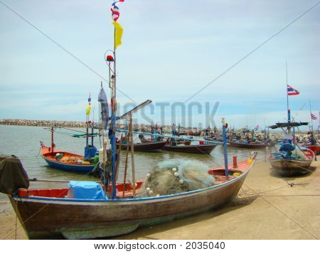 Puerto pesquero de Thai