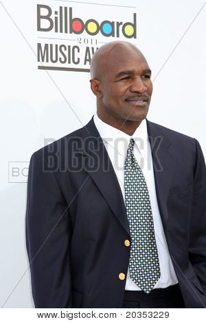 LAS VEGAS - 22 maj: Evander Holyfield ankommer til 2011 Billboard Music Awards på MGM Grand Gard