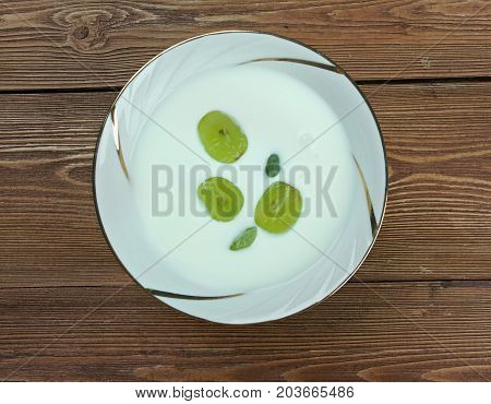 Ajoblanco