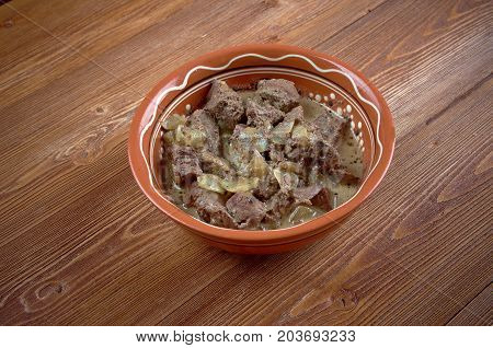 qovurma - roasted meat and liver , close up meal