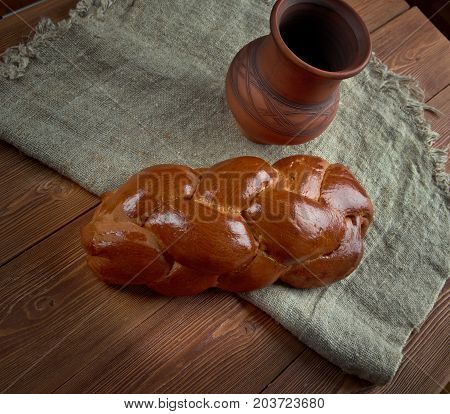Russian Cream Roll Pletenka