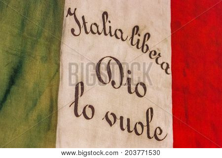 Old Italian Flag Saying 