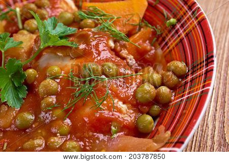 jelbana au poulet , close up traditional meal