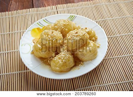 Loukoumades