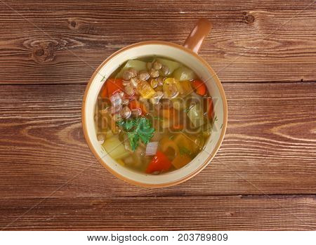 Minestrina Di Orzo E Peperoni