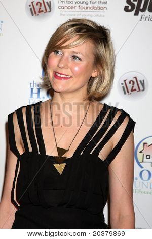 LOS ANGELES - 24 maggio: Fiona Hardingham arrivando al Celebrity Casino Royale evento Avalon su M.