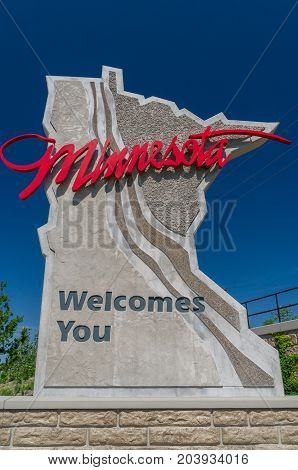 Minnesota Roadway Entrance Sign