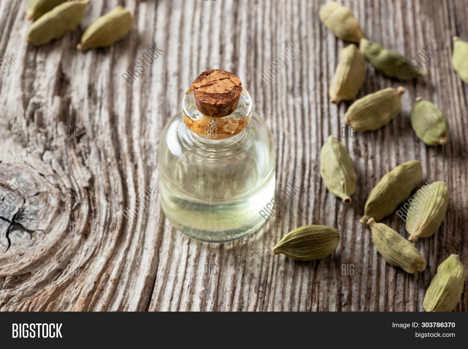 Borrifador. масло кардамона. ананаса масло east nights. ароматизатор " кардамон " 10 мл. кардамон cardamom doterra.