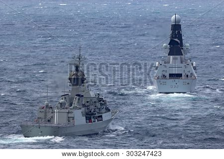 Sydney, Australia - October 11, 2013: Hmas Perth (ffh 157) Anzac-class Frigate Of The Royal Australi