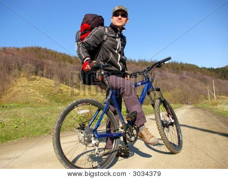 Cyklister.