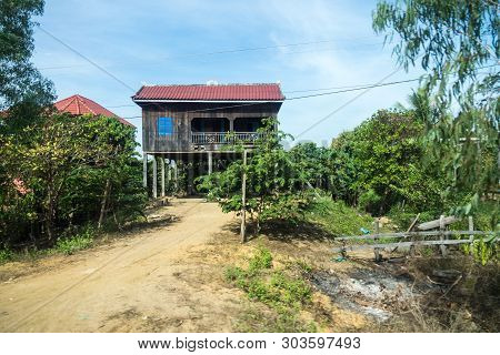 Cambodia. Mekong River.the Border With Laos.stung Treng City. Stung Treng Province.