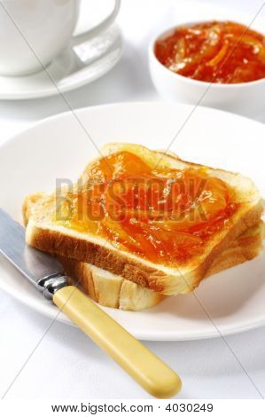 Marmalade บนขนมปัง