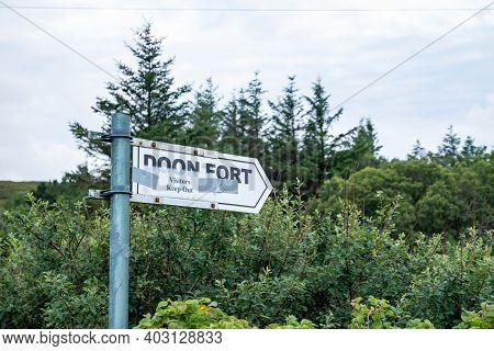 Portnoo, Ireland - August 12 2020 - Owners Of Doon Fort Asking Folks To Keep Out During The Pandemic