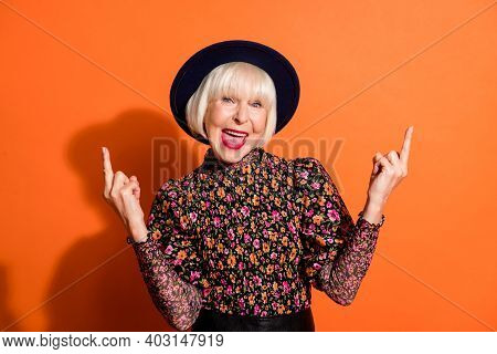 Photo Portrait Of Crazy Rude Old Lady Demonstrating Fucking Sign Gesture In Stylish Clothes Isolated
