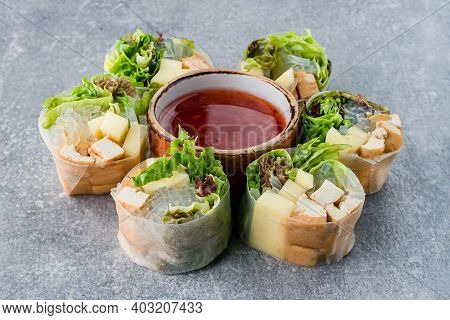 Food - Vietnam Springroll, Vietnamese Asian Spring Rolls Or Rice Paper Rolls With Glass Noodles