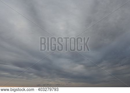 Dramatic Morning-sky For Sky Replacement, 17mm Mft, Wide-angle
