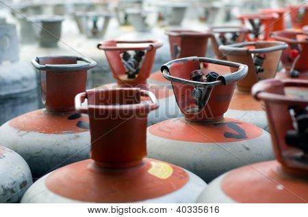 Botellas de metal Gas Lpg en almacenamiento