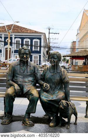 Sculpture Of Jorge Amado And Zelia Gattai