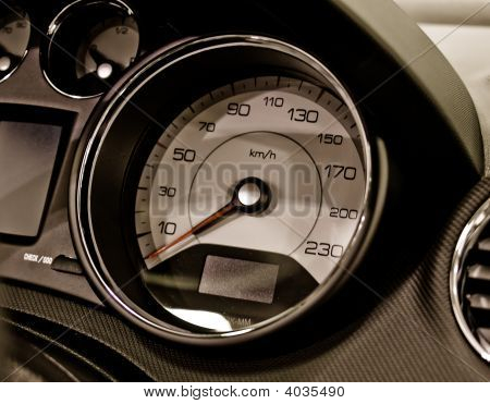 Otomatik hız kontrol panosu