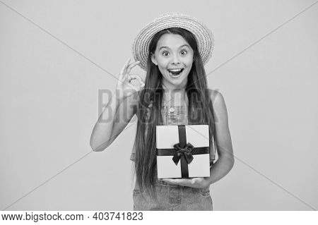 This Sale Is Too Hot. Happy Kid With Gift Box Show Ok Sign. Holiday Sale. Birthday Anniversary. Fant