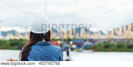 Banner Woman Engineer Entrepreneur Constrcution Industry Worker. Panoramic Female Engineer Working R