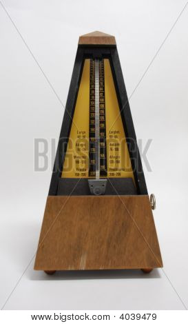 เครื่องเมตรอนอม