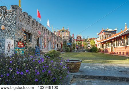 Santichon Village The Famous Travel Destinations In Pai.