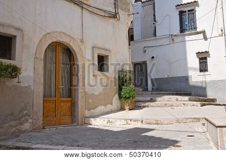 Alleyway. Rodi Garganico. Puglia. Italy.