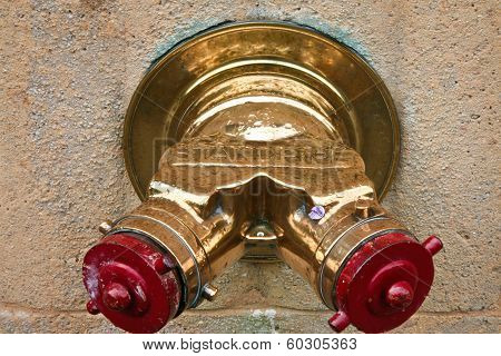 Golden Standpipe