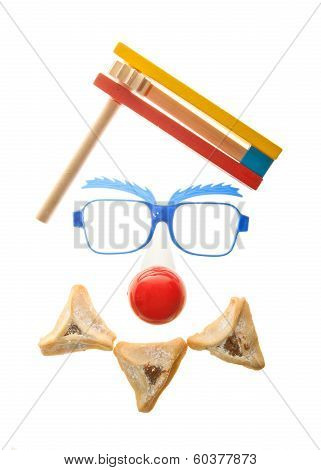 Clown's face - Purim arrangement with Hamentashen