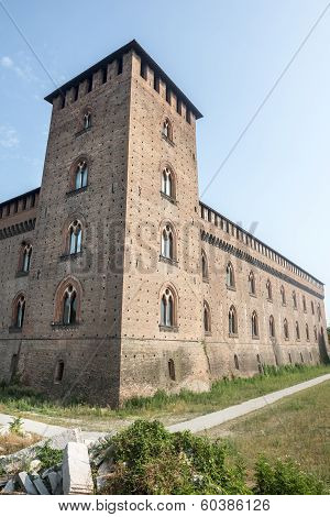 Pavia, Castle