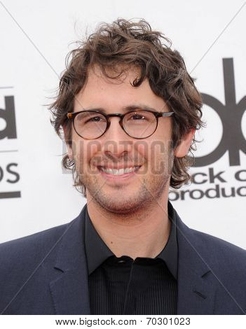 LAS VEGAS - MAY 18:  Josh Groban arrives to the Billboard Music Awards 2014  on May 18, 2014 in Las Vegas, NV.                