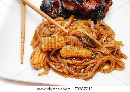Rice Noodles With Sauce And Vegetables