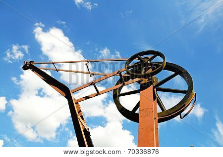 Goods yard crane, Highley.