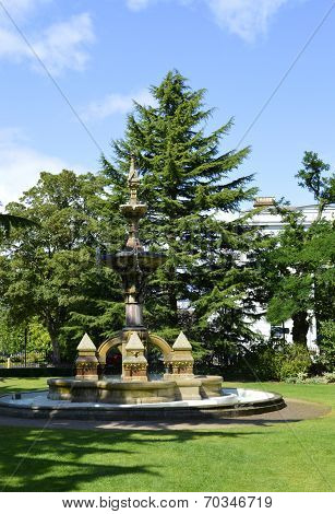 Fountain in Jephson Gardens