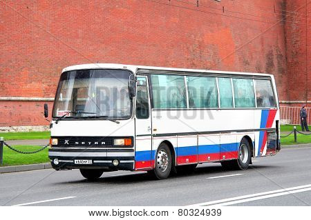 Setra S211H