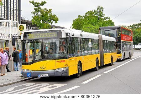 Solaris Urbino 18