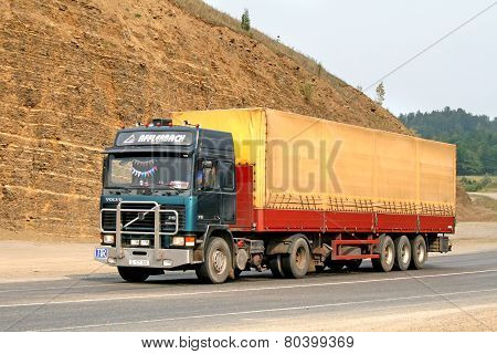 Volvo F12