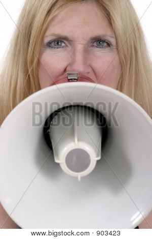 V obličeji